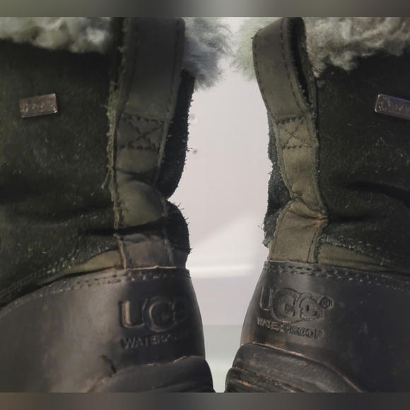 UGG OSTRANDER SNOW BOOT WATERPROOF SIZE 6.5 - Picture 8 of 10